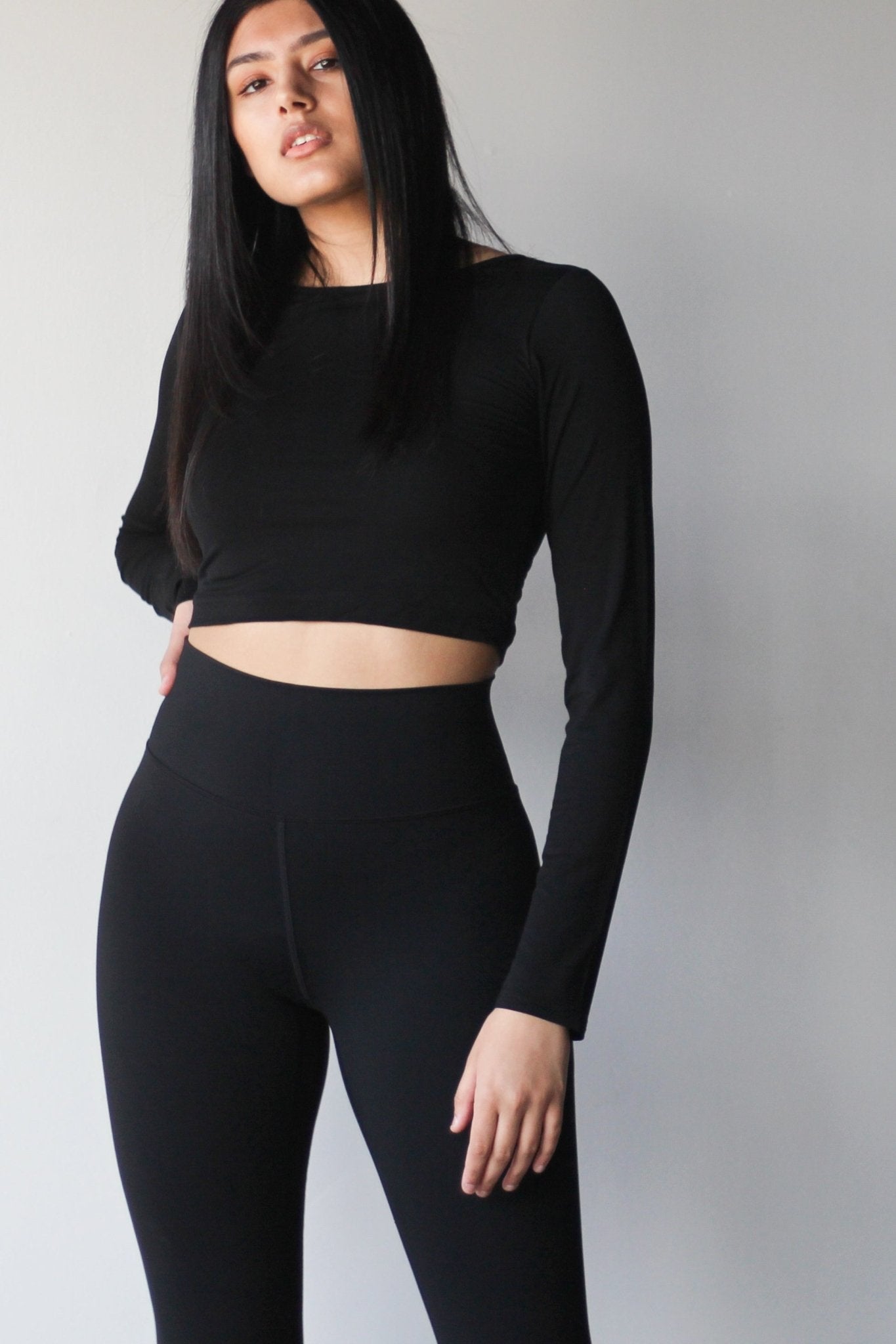 Long Sleeved Crop Top - EMMYDEVEAUX