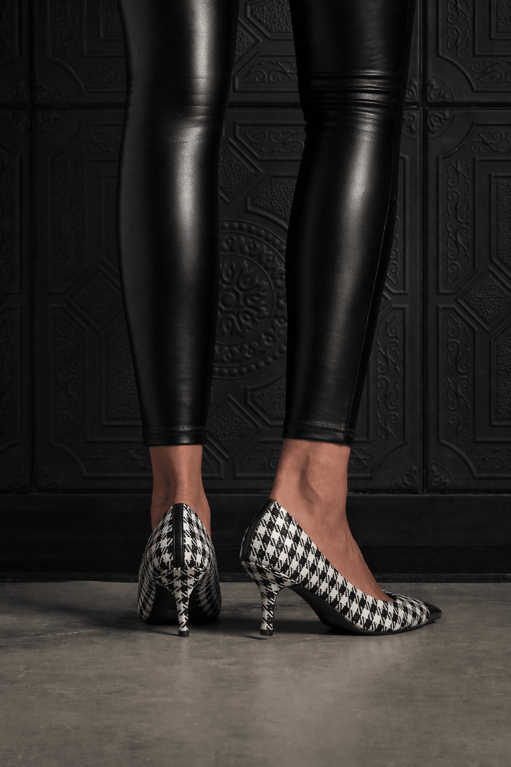 Harper Heel Houndstooth - EMMYDEVEAUX