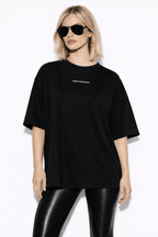 The Oversized T-Shirt - EMMYDEVEAUX